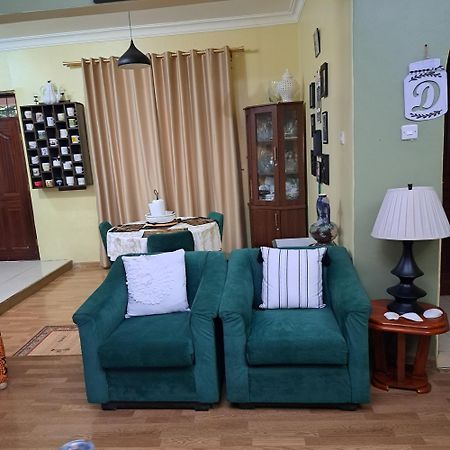 Jeanne'S Cottage Kisoro Екстериор снимка